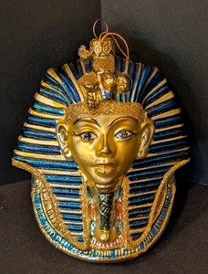 lot 272 image: DR - Kurt Adler King Tut Glass Ornament 5 x 5 Inch Egyptian Pharaoh Design