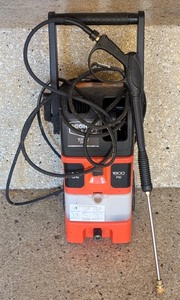 lot 307 image: G - Mighty Clean 1800 PSI Electric Pressure Washer with Wand