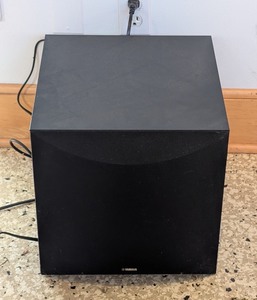 lot 310 image: G - Yamaha NS-SW100 Powered Subwoofer 120V 40W