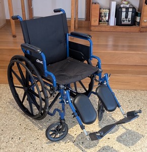lot 311 image: G - Drive Medical Blue Streak Wheelchair with Leg Rests