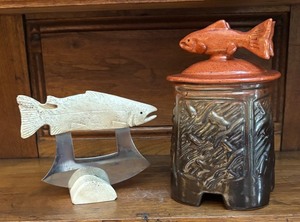 lot 102R image: DR - Fish Motif Pottery Canister and Ulu Chopper Set