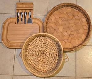 lot 250K image: K - Set of 2 Woven Trays and Bamboo Charcuterie Board with Utensils
