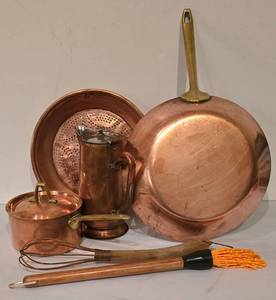 lot 258K image: K - Vintage Copper Cookware Set with Brass Handles - 6 Pieces