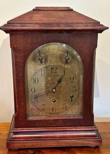 lot 18C image: SR - Vintage Westminster Mantel Clock with Brass Dial and Key