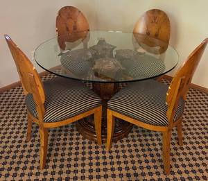 lot 19C image: LR - Round Glass Top Dining Table with 4 Wood Chairs