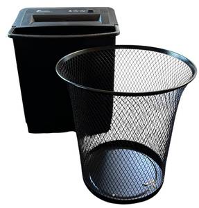 lot 191H image: UO - Fellowes PowerShred PS-40 Paper Shredder and NH Mesh Wastebasket Set