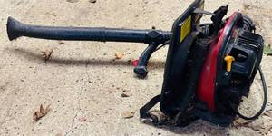 lot 210H image: G - Homelite Backpacker Zip Start Gas Powered Leaf Blower