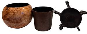 lot 222H image: LL - 3-Piece Vintage Planter Set with Faux Burl Wood Bowl, Textured Copper-Tone Pot, and Ornate Stand