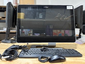 lot 12 image: 2015 Bytespeed All-In-One Desktop Computer