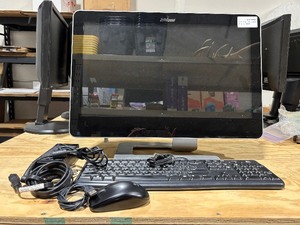 lot 13 image: 2015 Bytespeed All-In-One Desktop Computer