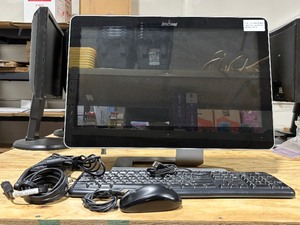 lot 15 image: 2015 Bytespeed All-In-One Desktop Computer
