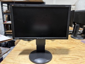 lot 20 image: VG2028 WM Computer Monitor 20