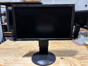 lot 31 image: VG2028 WM Computer Monitor 20