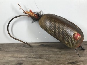 lot 200 image: Vintage Large Fly Fishing Lure for Decoration