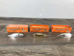 lot 267 image: 3 - Collectible Johnson Fishing Spoons with Boxes
