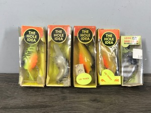 lot 270 image: Lot of 5 Collectible Aqua Sonic Fishing Lures with Boxes