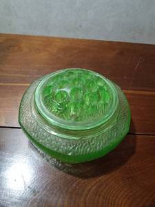 lot 66 image: Vintage uranium glass flower frog with bowl