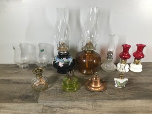 lot 298 image: Lot of Collectible Kerosene Oil Lamps