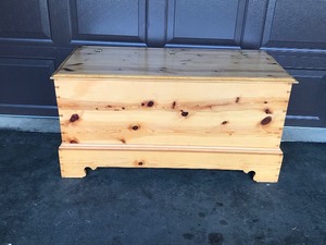 lot 4A image: Large Pine Wood Storage Chest  - Smoke Free