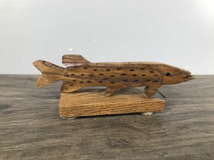 lot 335 image: Hand Crafted Norther Pike Fish by Myron Herdahl