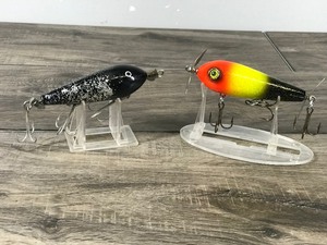 lot 400 image: 2 - Collectible Wooden Cisco Kid Topper Muskie Fishing Lures