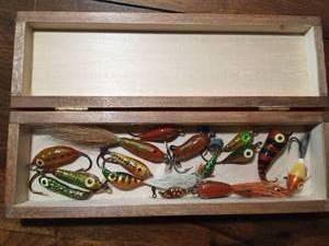 lot 97 image: Wood box of fly-fishing lures (Look like glass)