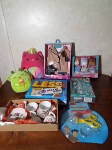 lot 139 image: New toys, game, kits, doll clothes and childs porcelain tea set