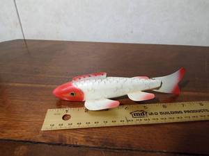 lot 145 image: Wood spearing decoy with metal fins