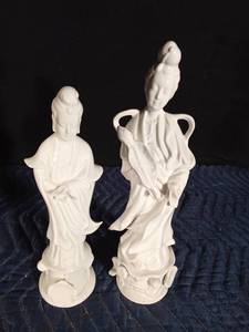 lot 119 image: 2 Vintage Homco Japan Guanyin figurines