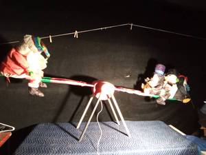 lot 191 image: Christmas Santa and penguins teeter totter lawn ornament - Works