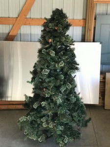 lot 446 image: Large Christmas Tree with Pinecones & Lights