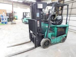 lot 17 image: 2016 Mitsubishi FBC25N2 48 Volt Electric Forklift