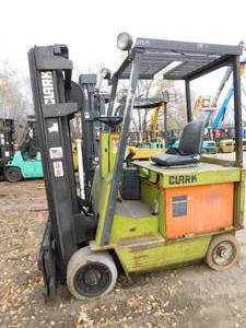 lot 18 image: 1989 Clark ECS25 5000lb Electric Forklift - For Parts or Repair