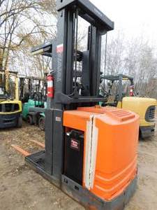 lot 21 image: Toyota 7BPUE15 Order Picker - For Parts or Repair