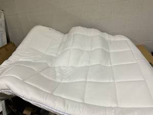lot 292 image: Oeko Tex Standard 100 Full Size Mattress Pad