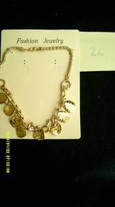 lot 26 image: 40 Necklaces New Fashion Jewelry Lot