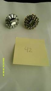 lot 42 image: 50 Rings New Fashion Jewelry Lot