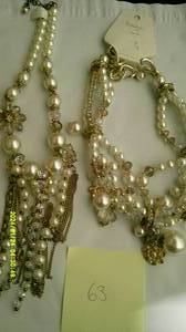 lot 63 image: 15 Necklaces New Fashion Jewelry Lot