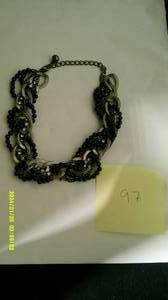 lot 115 image: 50 Necklaces New Fashion Jewelry Lot