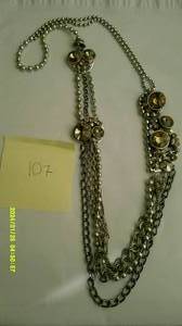 lot 125 image: 24 Necklaces New Fashion Jewelry Lot