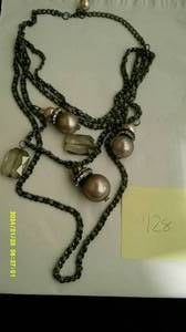 lot 146 image: 14 Necklaces New Fashion Jewelry Lot