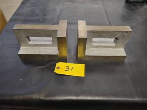 lot 31 image: (2) Angle Plates, 8x4.5x5...