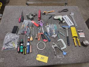 lot 50 image: Assorted Tools...