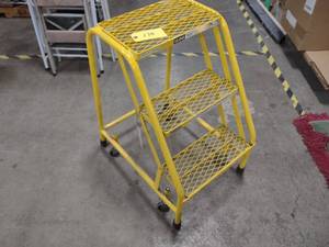 lot 170 image: Uline Roling Ladder...