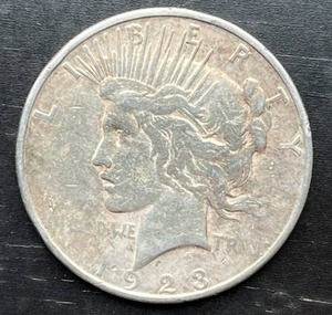 lot 35 image: 1923-S Peace Dollar