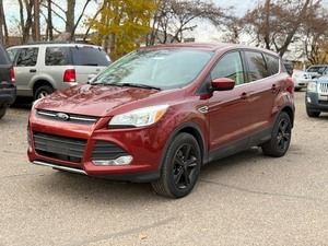 lot 15 image: 2016 FORD ESCAPE SE 83k Miles  4x4  No Accidents  Prior Certified Pre-Owned (NO RESERVE)
