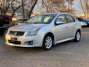 lot 27 image: 2012 NISSAN SENTRA 2.0 SR 2 Owner (NO RESERVE)