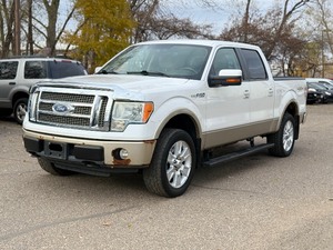 lot 32 image: 2010 FORD F-150 LARIAT 4x4  No Accidents (NO RESERVE)