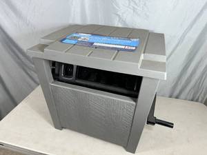 lot 10 image: New Suncast 175ft Garden Hose Reel