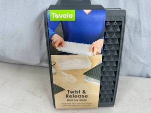 lot 32 image: New Trevolo Twist and Release Mini Ice Mold with Storage Bin and Scoop